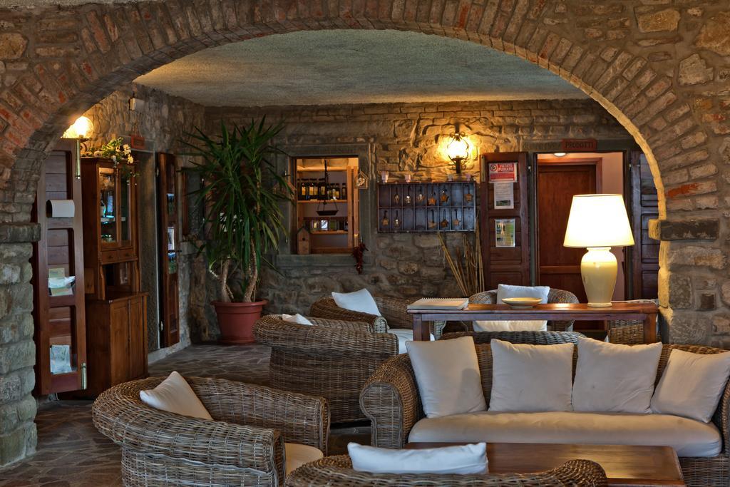 Agriturismo La Collina Delle Stelle Banzena Exterior photo
